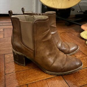 Life Stride Tan Ankle Booties